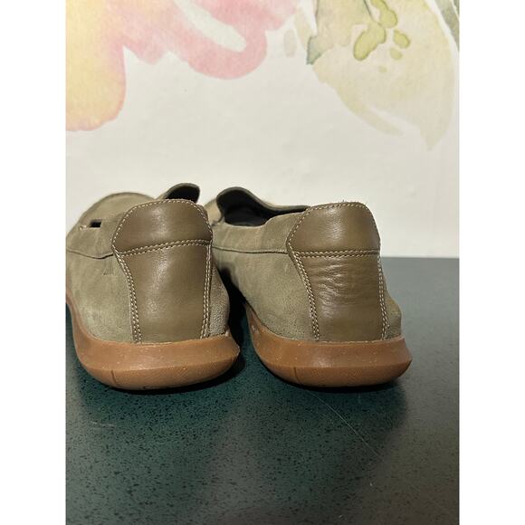 Clarks Collection Flexway Step Flexway Step US 13 Olive Suede Driving  Deck